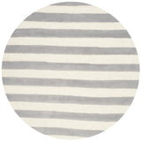 Safavieh Cambridge 6'-0" x 6'-0" Rug in Grey / Ivory