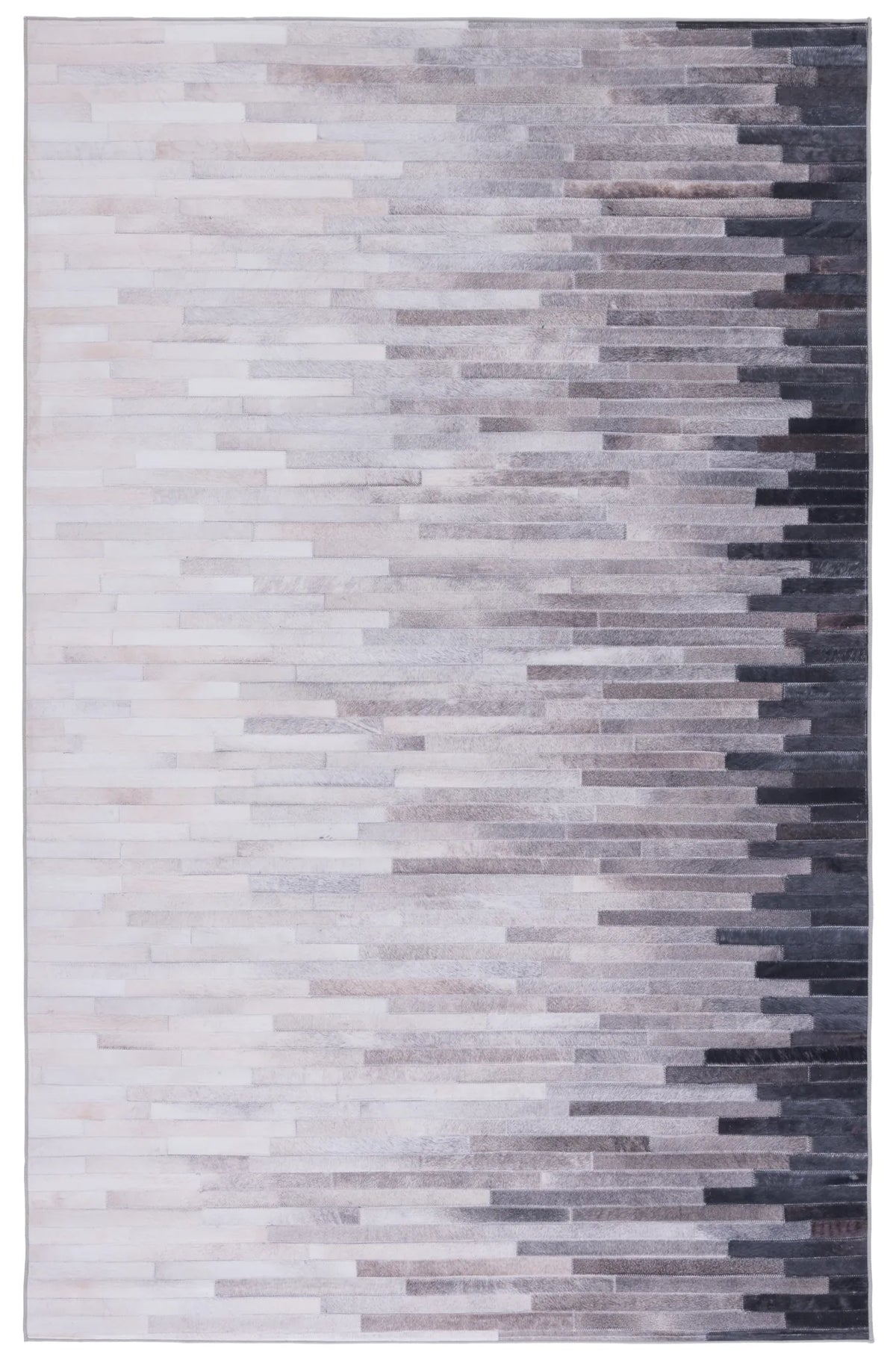 Safavieh Faux Hide 4'-0" x 6'-0" Rug in Ivory / Grey