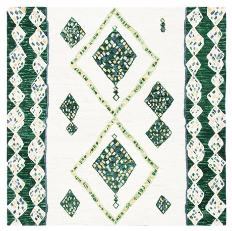 Safavieh Aspen 7'-0" x 7'-0" Rug in Green / Ivory