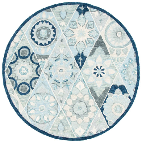 Safavieh Suzani 6'-0" x 6'-0" Rug in Blue / Ivory