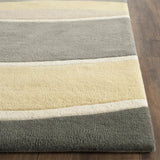 Safavieh Soho 2'-6" x 8'-0" Rug in Grey / Gold