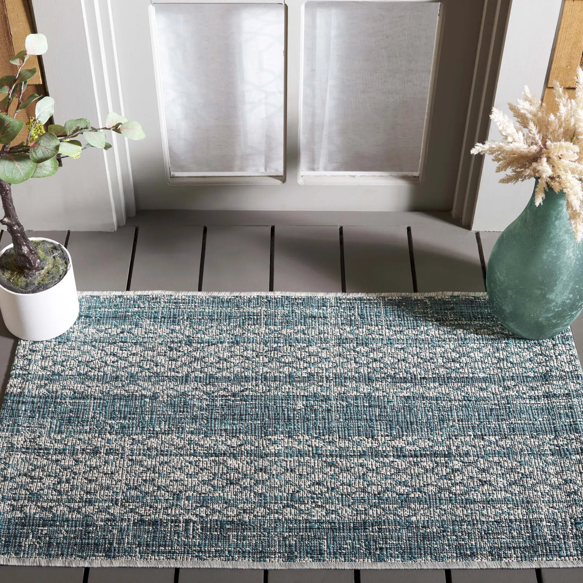 Safavieh Courtyard 2'-0" x 3'-7" Rug in Light Grey / Teal