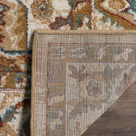Safavieh Summit 4'-0" x 6'-0" Rug in Beige / Ivory