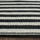 Safavieh Montauk 10'-0" x 14'-0" Rug in Ivory / Black
