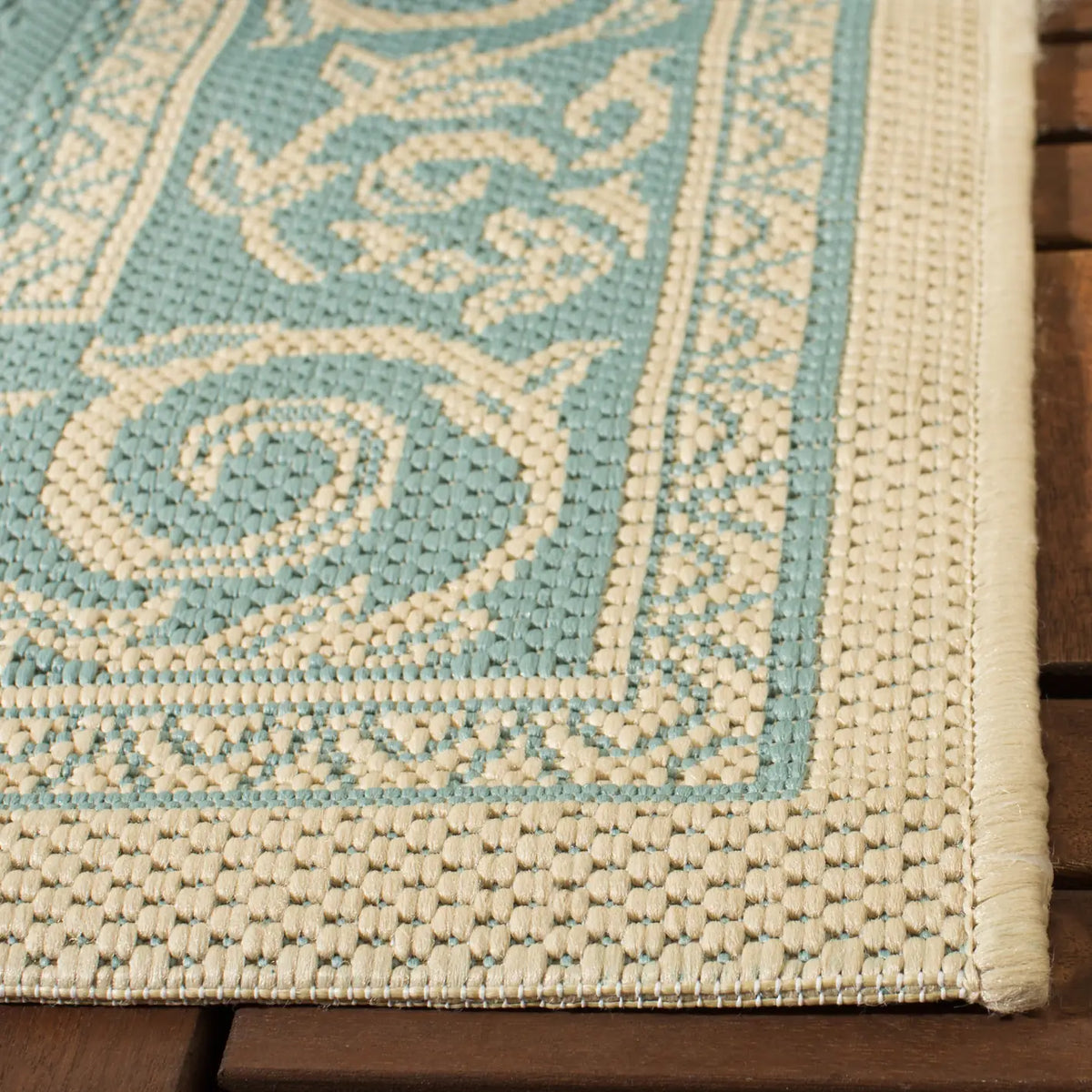 Safavieh Courtyard 5'-3" x 7'-7" Rug in Aqua / Cream
