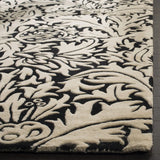 Safavieh Soho 5'-0" x 8'-0" Rug in Black / Beige