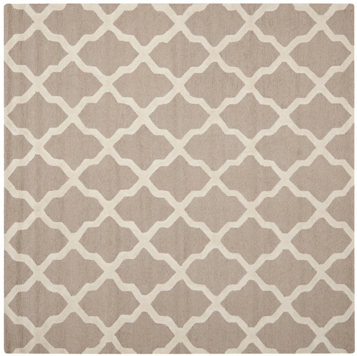 Safavieh Cambridge 8'-0" x 8'-0" Rug in Beige / Ivory