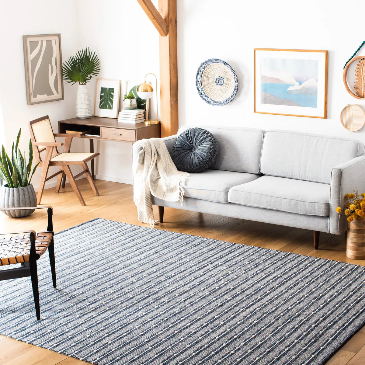 Safavieh Striped Kilim 10'-0" x 14'-0" Rug in Navy / Blue