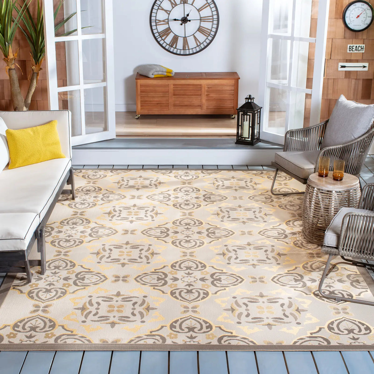 Safavieh Courtyard 6'-7" x 9'-6" Rug in Anthracite / Light Grey