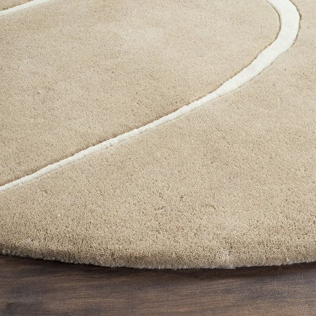Safavieh Soho 6'-0" x 6'-0" Rug in Beige