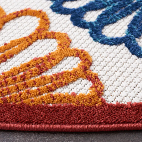 Safavieh Cabana 6'-7" x 6'-7" Rug in Creme / Red