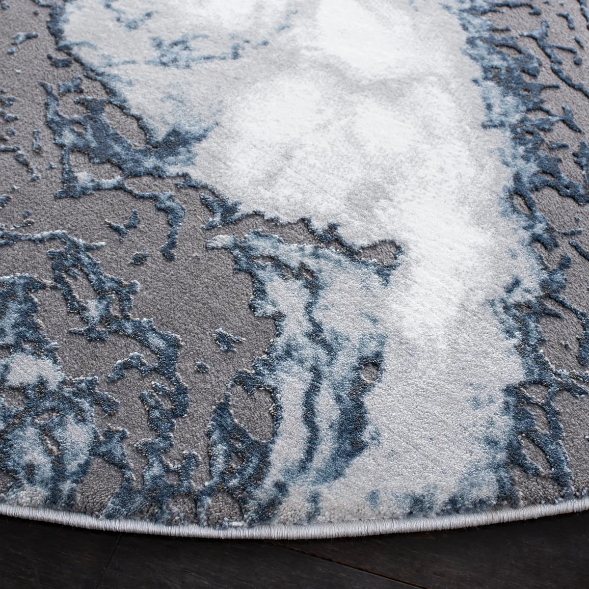 Safavieh Craft 6'-7" x 6'-7" Rug in Blue / Grey
