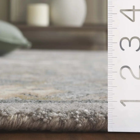 Safavieh Bella 5'-0" x 8'-0" Rug in Grey / Multi
