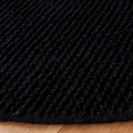 Safavieh Natura 6'-0" x 6'-0" Rug in Black / Ivory
