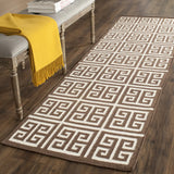 Safavieh Dhurries 2'-6" x 7'-0" Rug in Brown / Ivory
