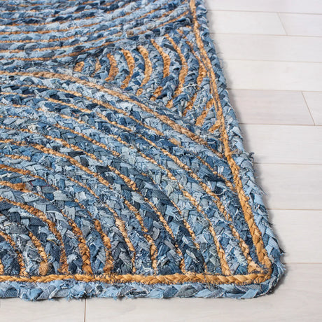 Safavieh Cape Cod 4'-0" x 6'-0" Rug in Blue / Natural