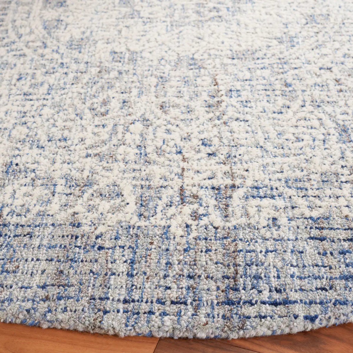 Safavieh Ebony 6'-0" x 6'-0" Rug in Blue / Ivory