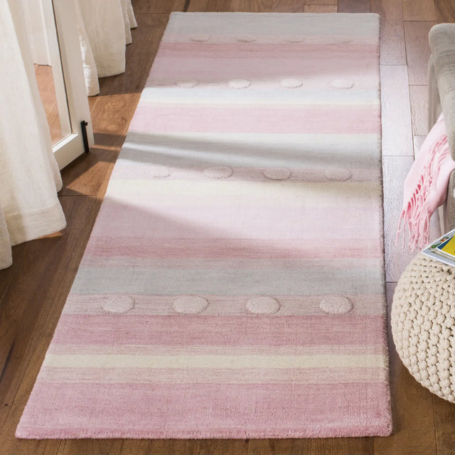 Safavieh Safavieh Kids 2'-6" x 8'-0" Rug in Light Blue / Pink