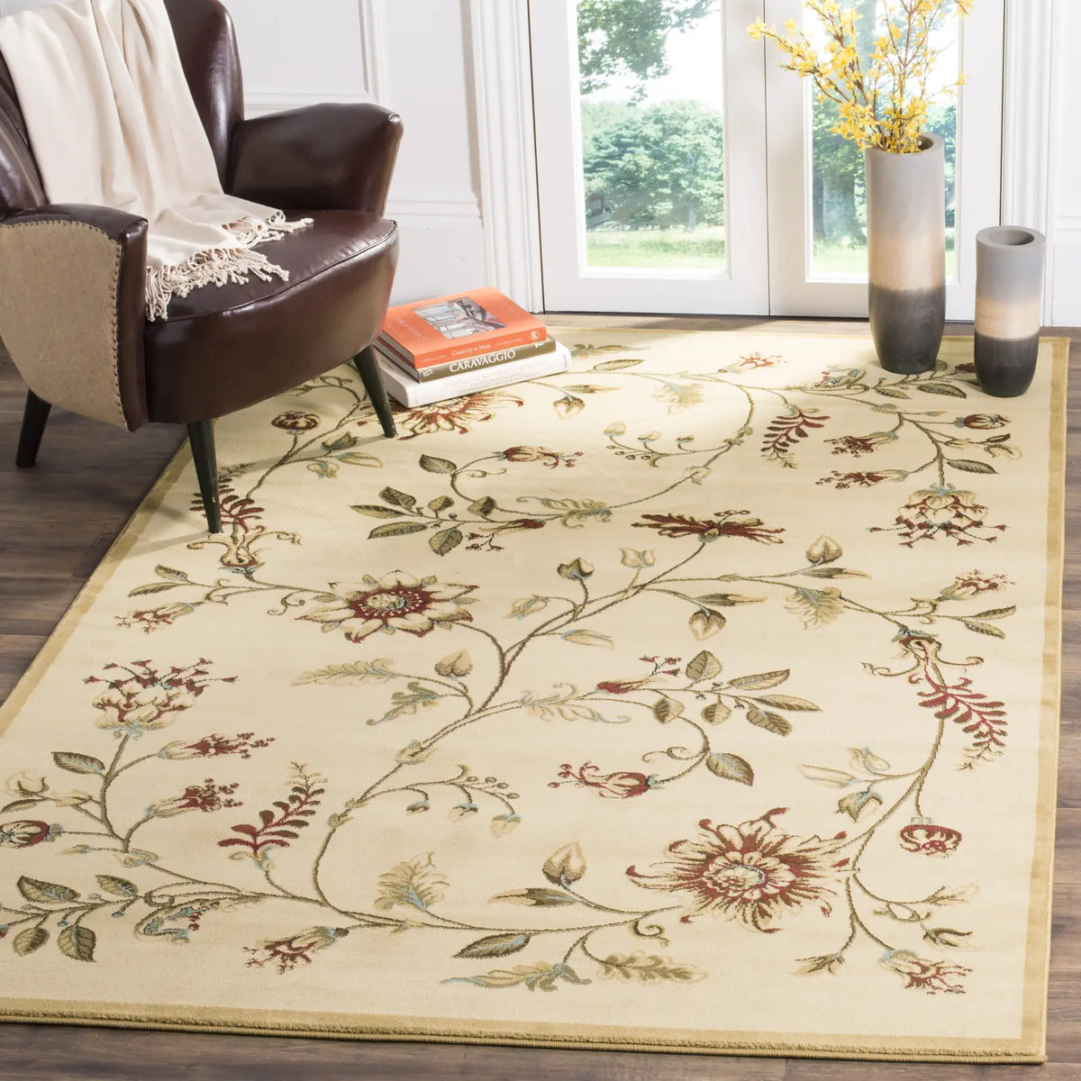 Safavieh Lyndhurst 5'-3" x 7'-6" Rug in Ivory / Multi