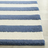 Safavieh Cambridge 2'-6" x 6'-0" Rug in Navy / Ivory