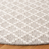 Safavieh Vermont 6'-0" x 6'-0" Rug in Grey / Ivory