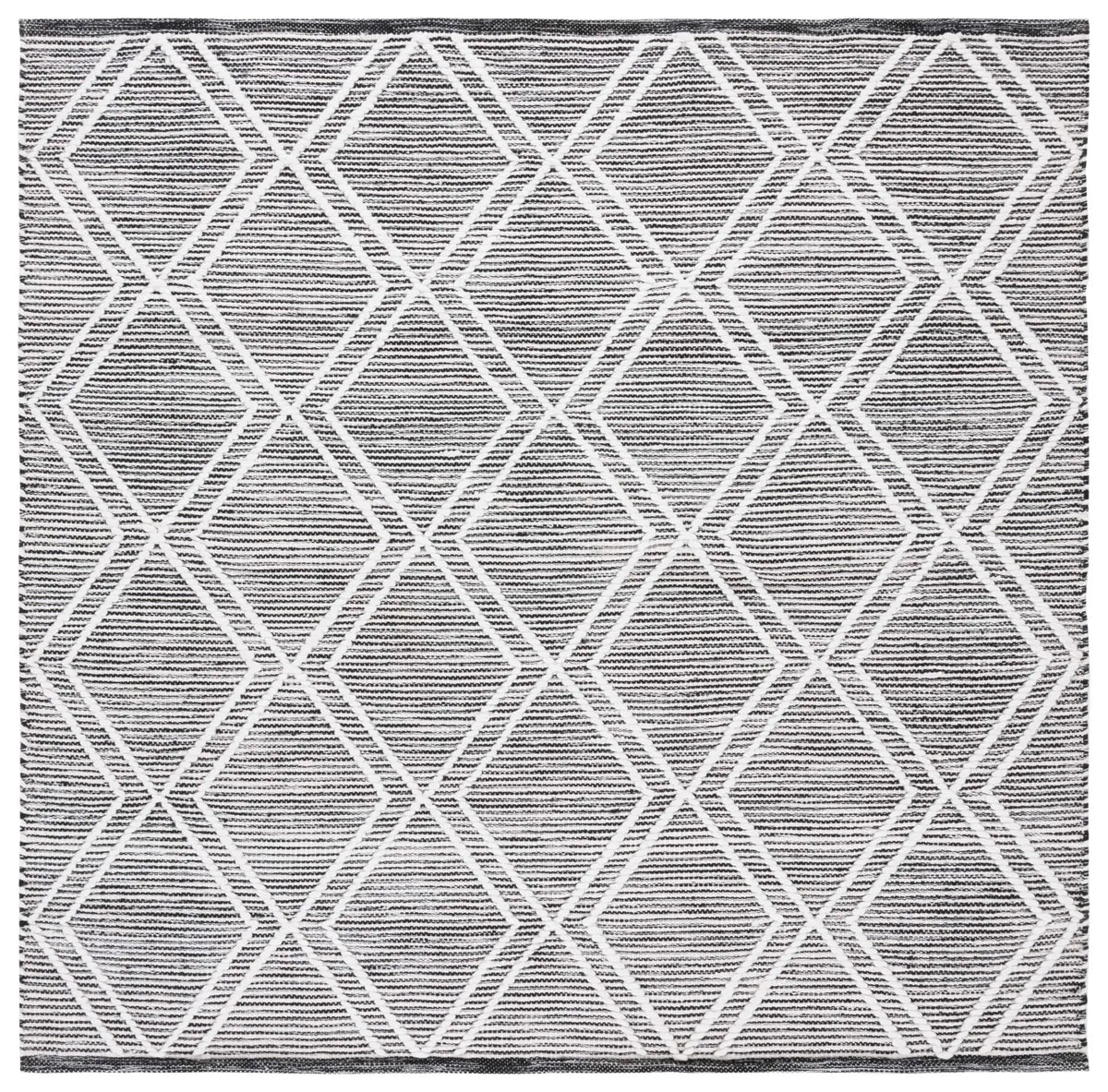 Safavieh Kilim 6'-0" x 6'-0" Rug in Black / Ivory