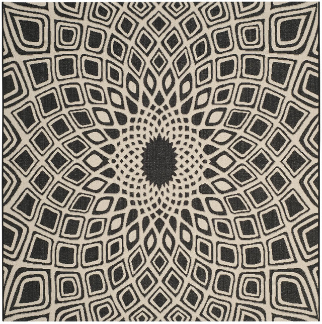 Safavieh Courtyard 6'-7" x 6'-7" Rug in Black / Beige