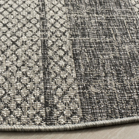 Safavieh Courtyard 6'-7" x 6'-7" Rug in Light Grey / Black