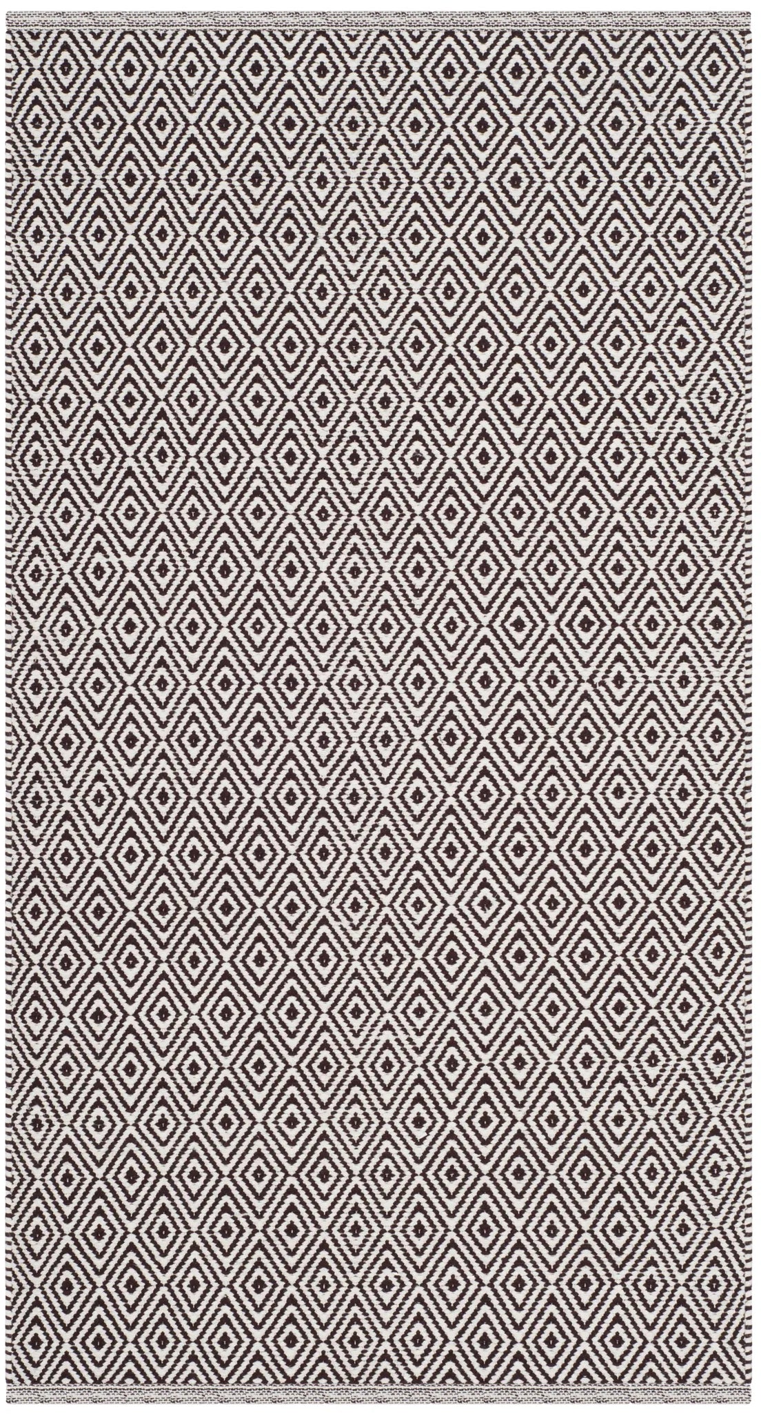 Safavieh Montauk 2'-6" x 4'-0" Rug in Ivory / Chocolate