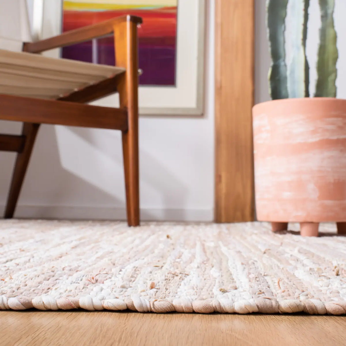 Safavieh Montauk 4'-0" x 6'-0" Rug in Beige