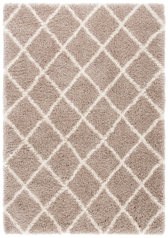 Safavieh Hudson Shag 4'-0" x 6'-0" Rug in Beige / Ivory