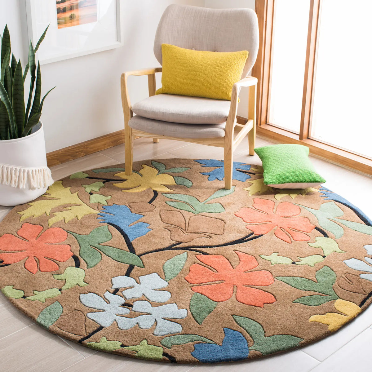 Safavieh Soho 6'-0" x 6'-0" Rug in Brown / Multi