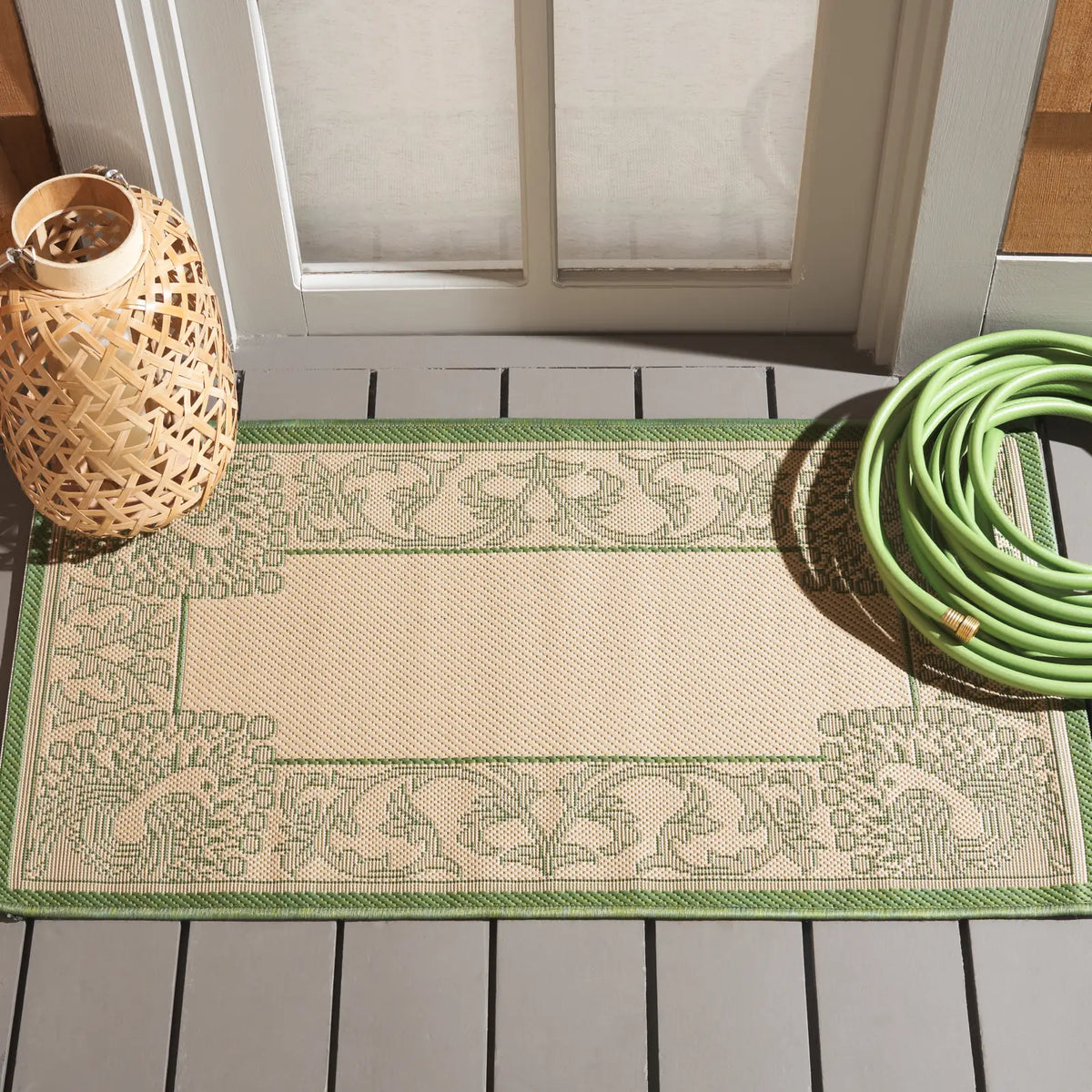 Safavieh Courtyard 2'-0" x 3'-7" Rug in Natural / Olive