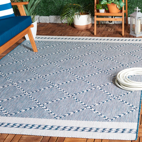 Safavieh Courtyard 4'-0" x 5'-7" Rug in Navy / Ivory