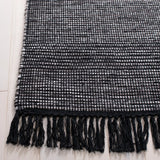 Safavieh Montauk 4'-0" x 6'-0" Rug in Charcoal / Black