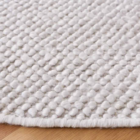 Safavieh Natura 6'-0" x 6'-0" Rug in Ivory / Navy