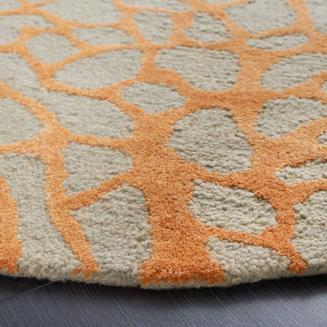 Safavieh Blossom 6'-0" x 6'-0" Rug in Grey / Orange