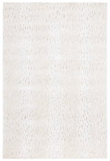 Safavieh Tibetan 4'-0" x 6'-0" Rug in Ivory / Beige