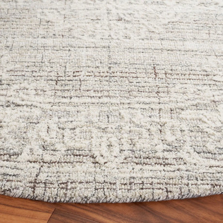 Safavieh Ebony 6'-0" x 6'-0" Rug in Brown / Ivory