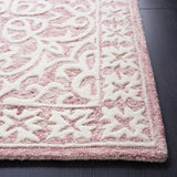 Safavieh Metro 4'-0" x 6'-0" Rug in Pink / Ivory