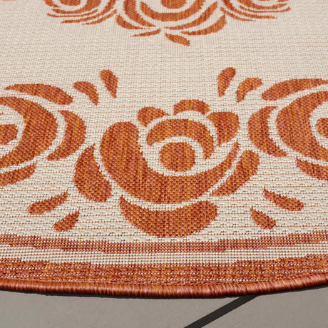 Safavieh Courtyard 6'-7" x 6'-7" Rug in Natural / Terra