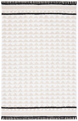 Safavieh Capri 4'-0" x 6'-0" Rug in Ivory / Beige
