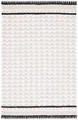 Safavieh Capri 4'-0" x 6'-0" Rug in Ivory / Beige