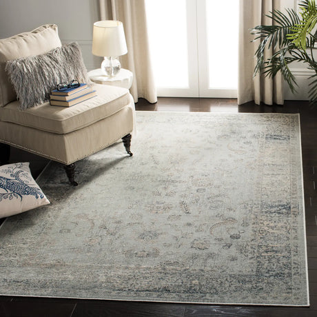 Safavieh Vintage 4'-0" x 5'-7" Rug in Light Blue