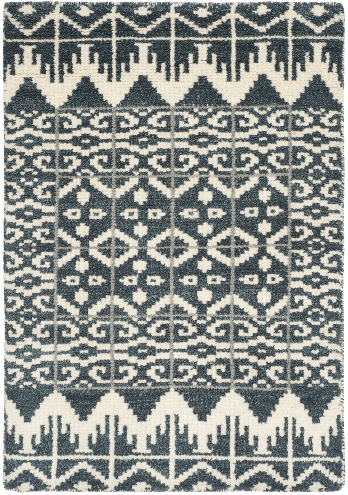Safavieh Kenya 2'-0" x 3'-0" Rug in Charcoal