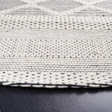 Safavieh Vermont 6'-0" x 6'-0" Rug in Ivory / Black