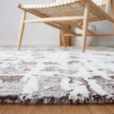 Safavieh Soho 5'-0" x 8'-0" Rug in Brown / Ivory