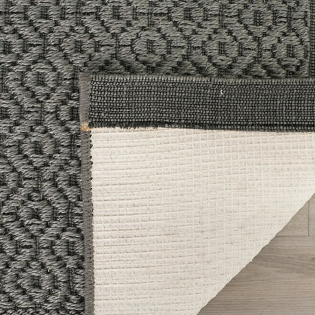 Safavieh Palm Beach 4'-0" x 6'-0" Rug in Ash
