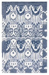 Safavieh Ikat 4'-0" x 6'-0" Rug in Blue / Ivory