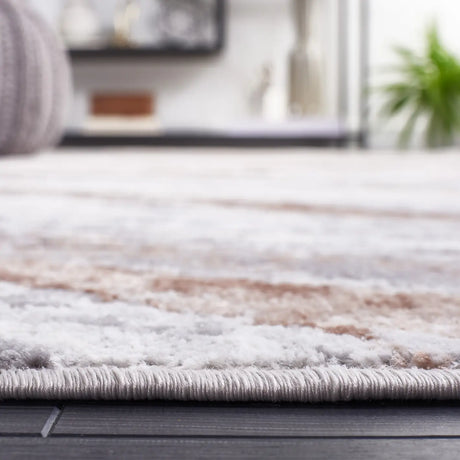 Safavieh Palma 4'-0" x 6'-0" Rug in Beige / Brown